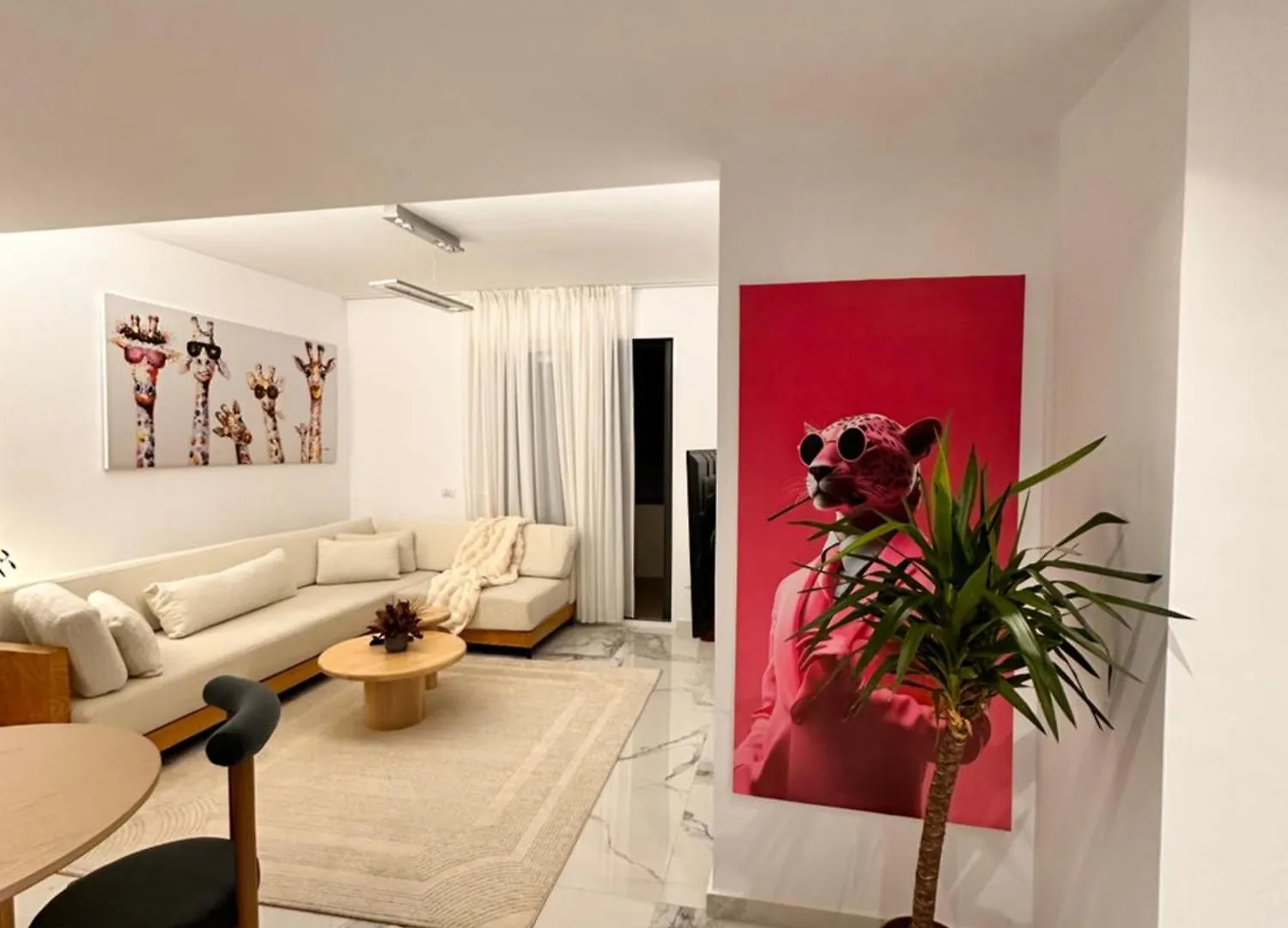 טיראנה Noon Apartments