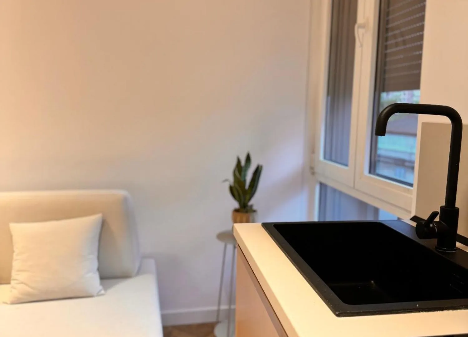 טיראנה Noon Apartments